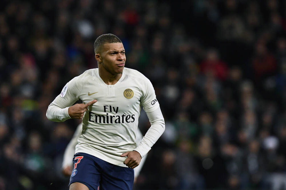 佰达国际控股拟进行股份合并